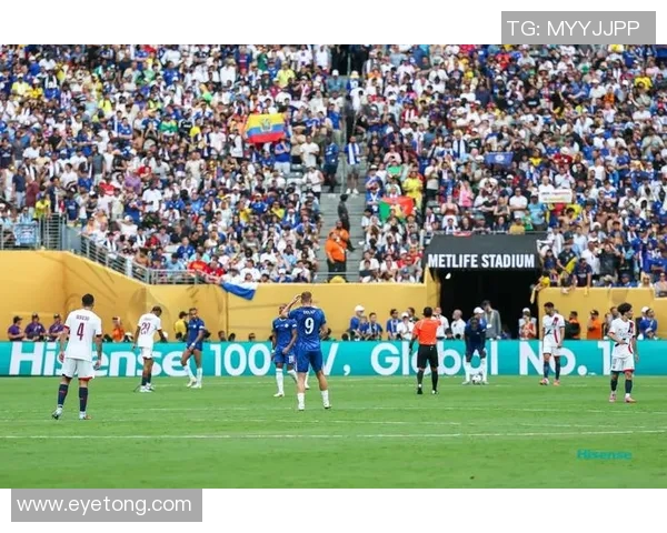 超级对决来袭切尔西大战掀起焦点狂潮引爆球迷无限热情 超级对决来袭切尔西大战掀起焦点狂潮引爆球迷无限热情